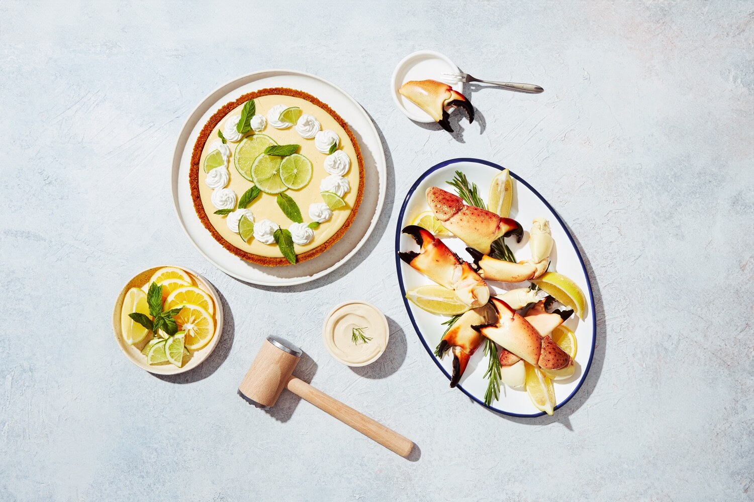 stone crab and key lime pie bundle