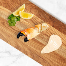 Load image into Gallery viewer, Medium Stone Crab Claws
